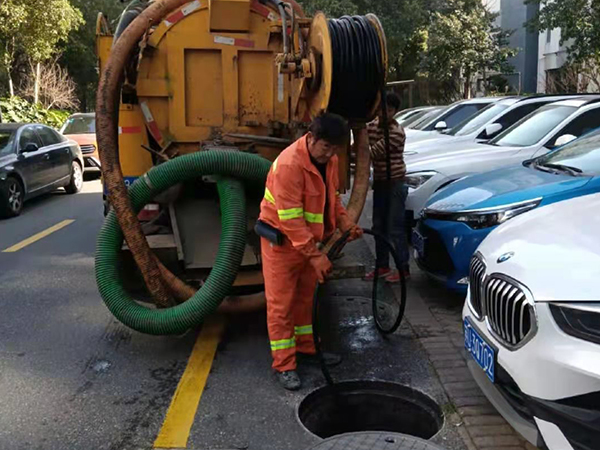 阳春排污管道清淤